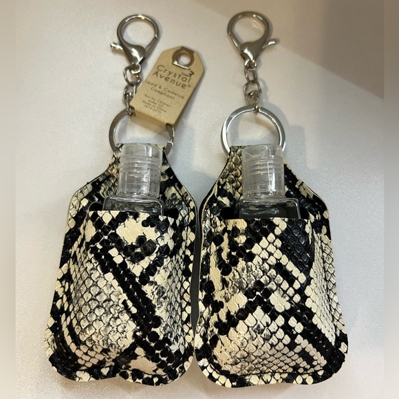 Crystal Avenue Snake Print Hand Sanitizer Holder Keychain - Picture 5 of 10